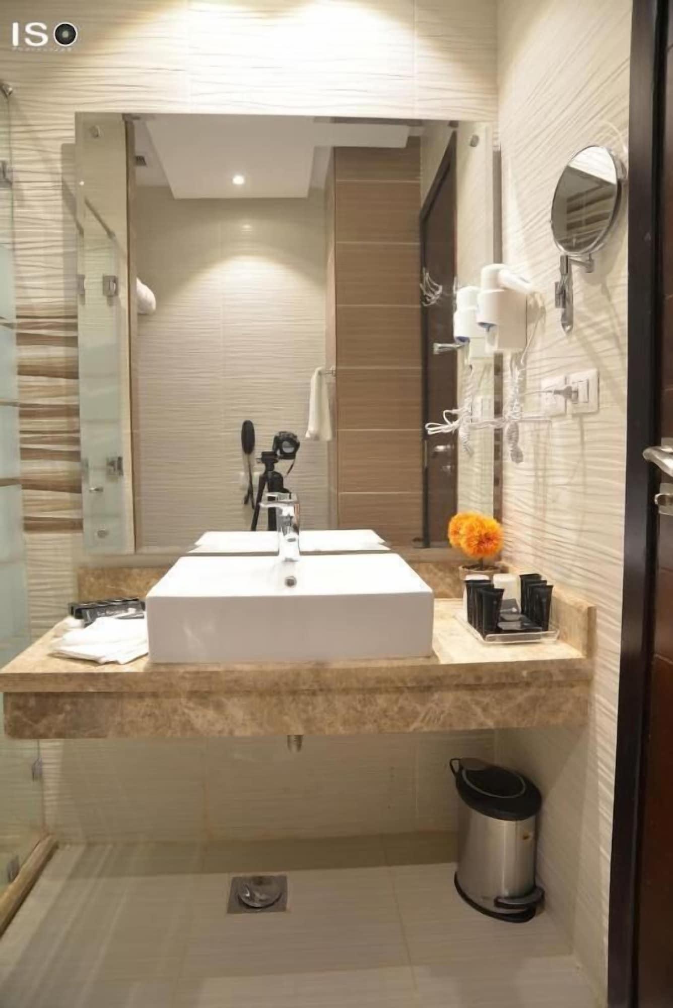 Отель Tolip El Narges & Spa
